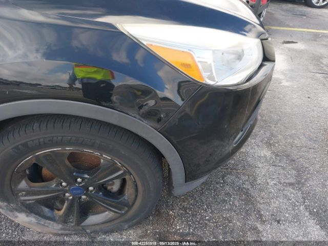 1FMCU0GX8EUD93066 Ford ESCAPE SE
