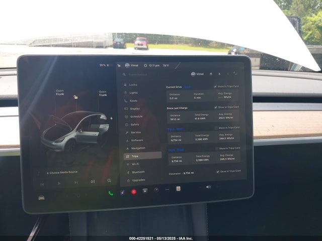 2025 TESLA MODEL Y 7SAYGDED1SA348492 Photo 6