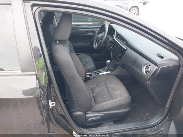 5YFBURHE0HP574410 Toyota COROLLA LE