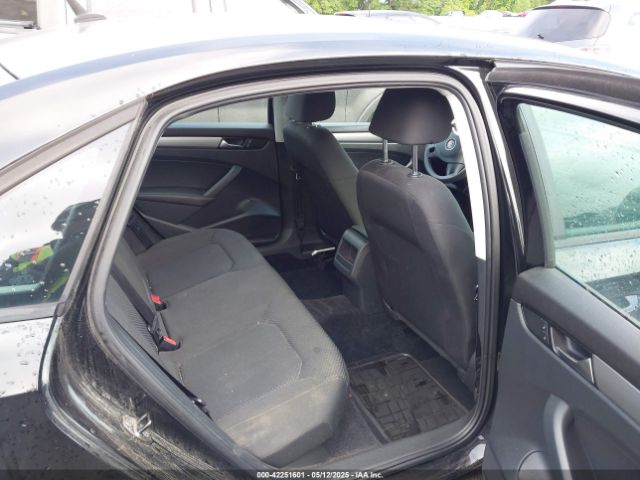 1VWAS7A37EC097863 Volkswagen Passat 1.8t S
