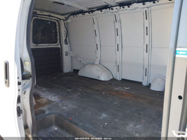 1GCWGAFF6H1350570 Chevrolet Express 2500 Work Van