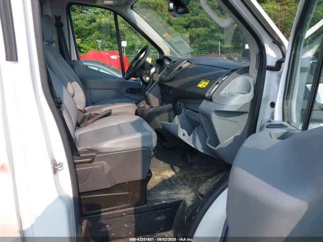 1FDYR5ZM6JKA87187 Ford Transit-250 Cab