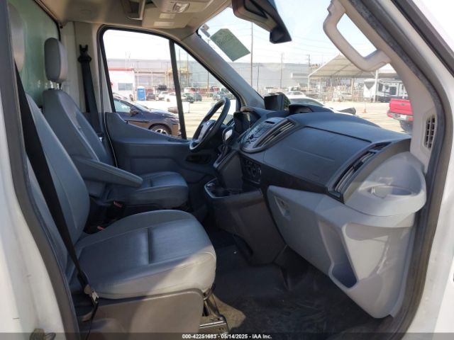 1FDBF8ZM7KKA38548 Ford 2019