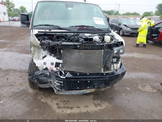1GCWGAFP0R1250412 Chevrolet Express Cargo Rwd 2500 Regular Wheelbase Wt