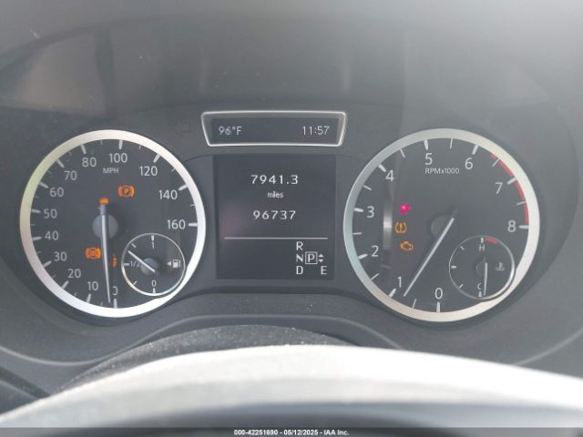 2017 INFINITI QX30 SJKCH5CP1HA025374 Photo 6