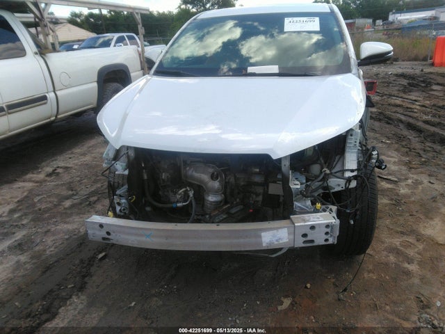 5TDZKRFH4FS040865 Toyota Highlander Le Plus V6