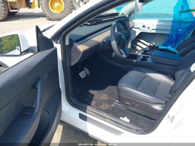 2022 TESLA MODEL Y 7SAYGDEF4NF400304 Photo 4