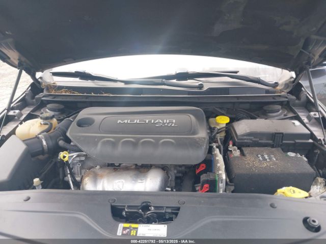 2016 CHRYSLER 200 1C3CCCAB7GN129957 Photo 9