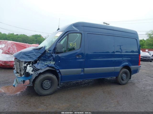 W1Y40BHYXLT032850 Mercedes-Benz Sprinter 2500 Standard Roof I4