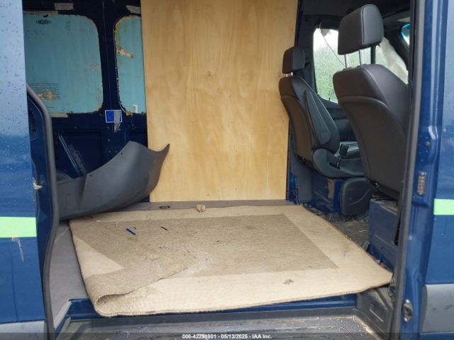W1Y40BHYXLT032850 Mercedes-Benz Sprinter 2500 Standard Roof I4