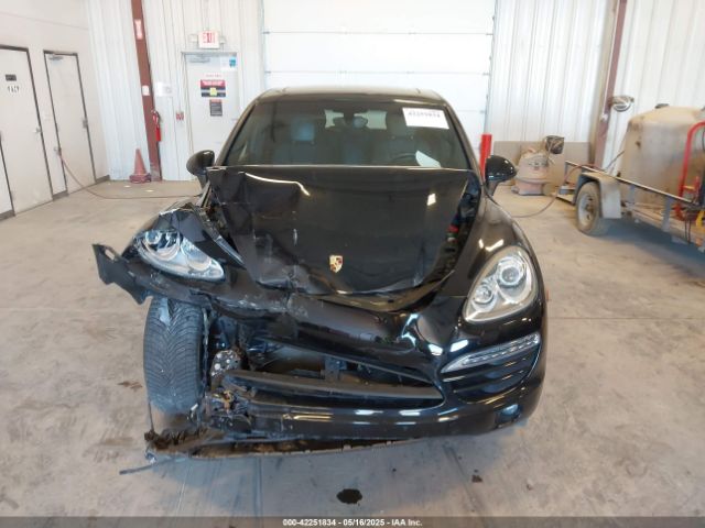 WP1AA2A25ELA92949 Porsche Cayenne