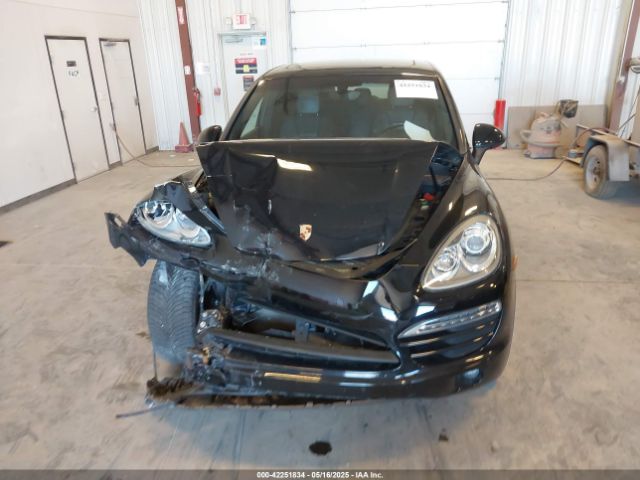 WP1AA2A25ELA92949 Porsche Cayenne