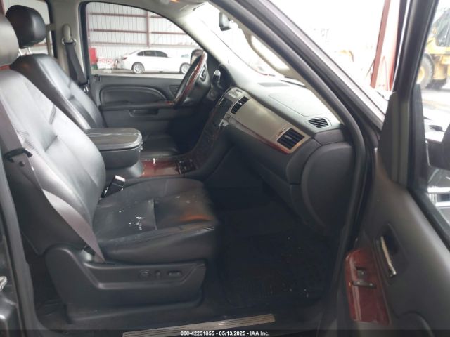 2010 CADILLAC ESCALADE 1GYUKBEF6AR103998 Photo 4