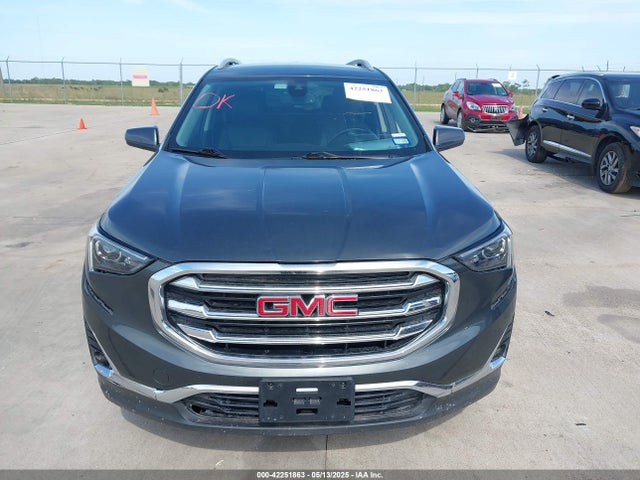 3GKALVEV9ML327653 GMC lyx