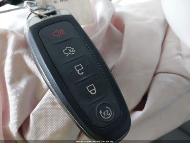 1FMCU9GD9KUA91470 Ford ESCAPE SE