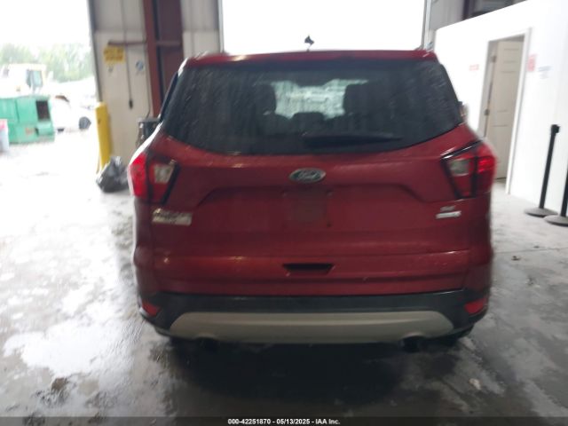1FMCU9GD9KUA91470 Ford ESCAPE SE