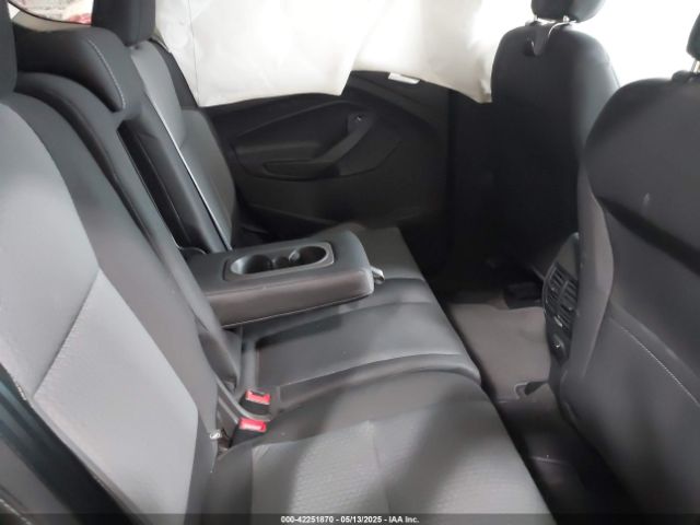 1FMCU9GD9KUA91470 Ford ESCAPE SE
