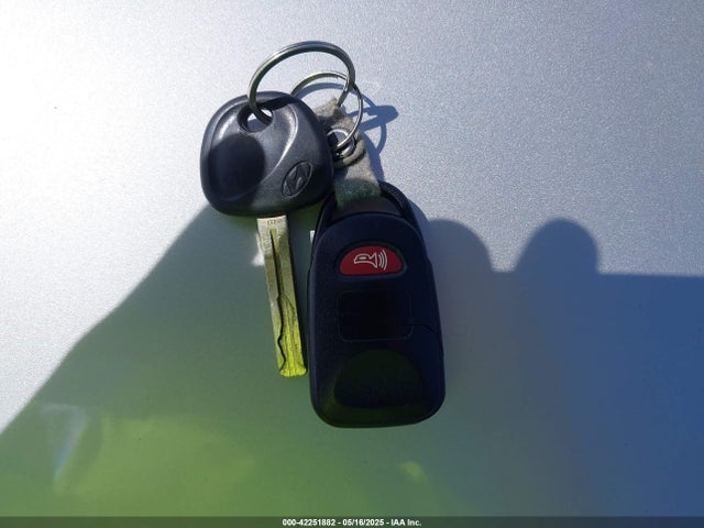 KM8JU3AG8EU838682 Hyundai TUCSON SE