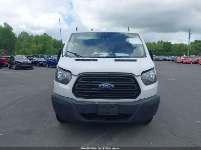 1FTYE9ZM5KKA75945 Ford Transit-150
