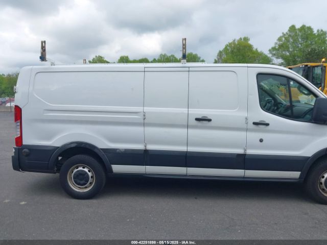 1FTYE9ZM5KKA75945 Ford Transit-150