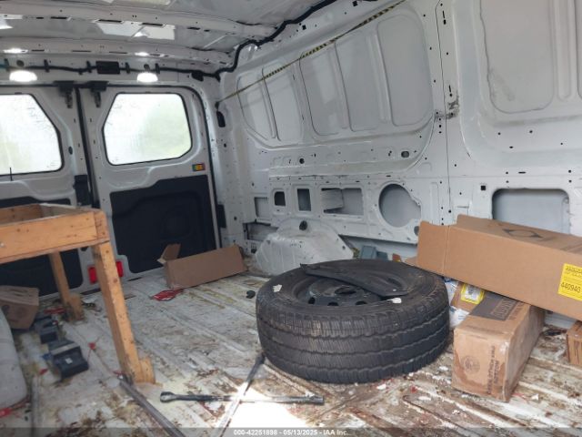 1FTYE9ZM5KKA75945 Ford Transit-150