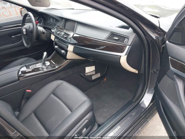 WBA5A7C5XED618118 BMW 528i Xdrive
