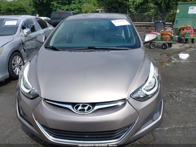 5NPDH4AE9EH523832 Hyundai ELANTRA SE