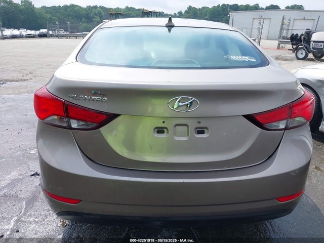 5NPDH4AE9EH523832 Hyundai ELANTRA SE