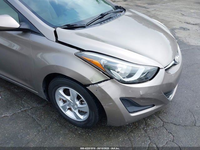 5NPDH4AE9EH523832 Hyundai ELANTRA SE