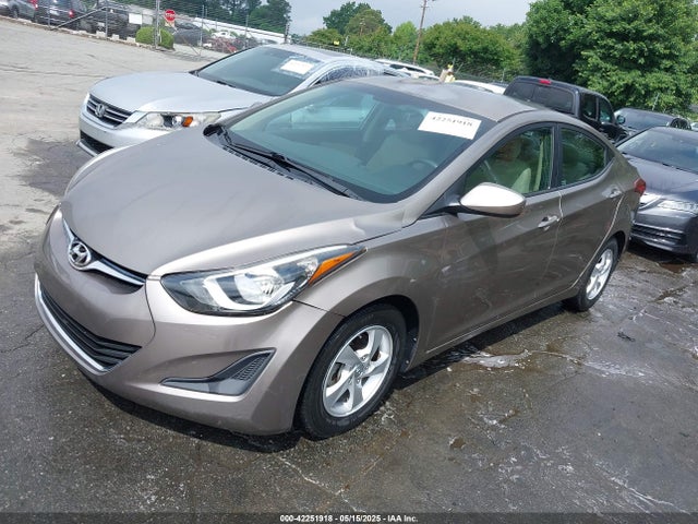 5NPDH4AE9EH523832 Hyundai ELANTRA SE