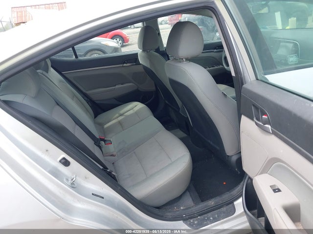 5NPD84LF0HH068072 Hyundai ELANTRA SE