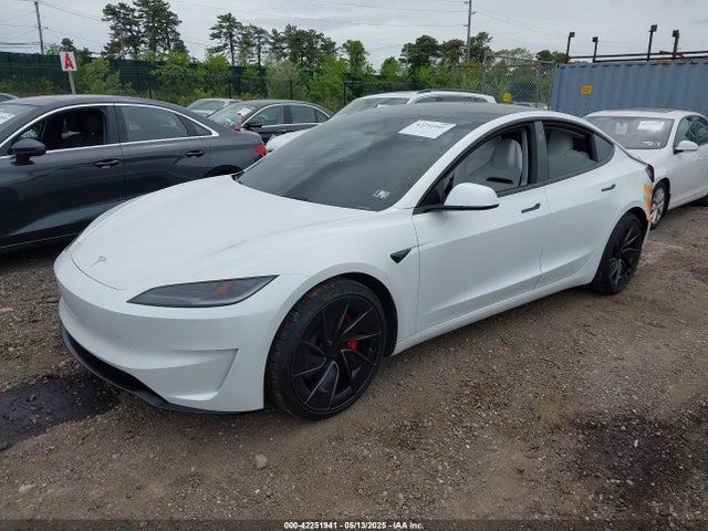 2025 TESLA MODEL 3 5YJ3E1ET7SF939383 Photo 1