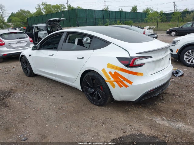 2025 TESLA MODEL 3 5YJ3E1ET7SF939383 Photo 2