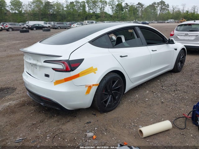 2025 TESLA MODEL 3 5YJ3E1ET7SF939383 Photo 3