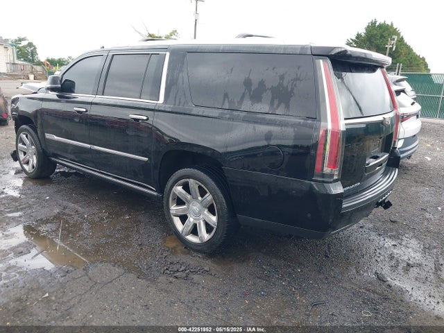 2017 CADILLAC ESCALADE ESV 1GYS4JKJ0HR229076 Photo 2