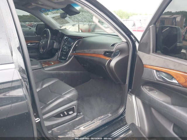 2017 CADILLAC ESCALADE ESV 1GYS4JKJ0HR229076 Photo 4