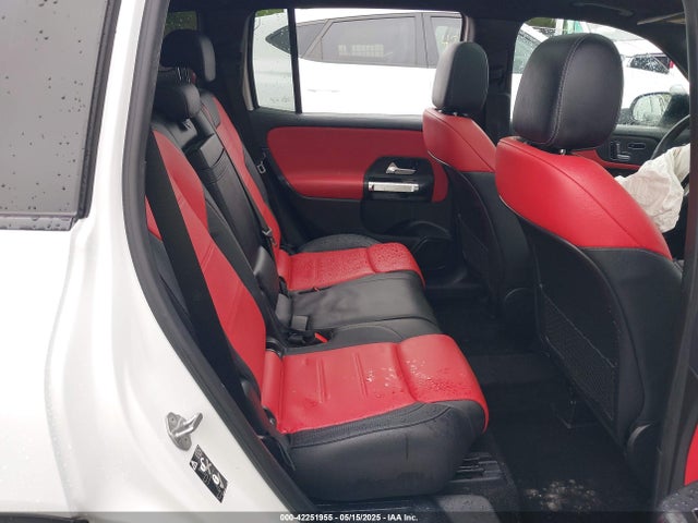 W1N4M4HBXMW111606 Mercedes-Benz m260