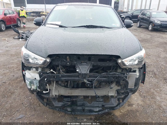 JA4AR3AU4KU024823 Mitsubishi Outlander Sport 2.0 Se