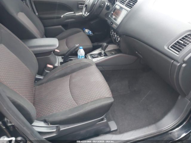 2019 MITSUBISHI OUTLANDER SPORT JA4AR3AU4KU024823 Photo 4