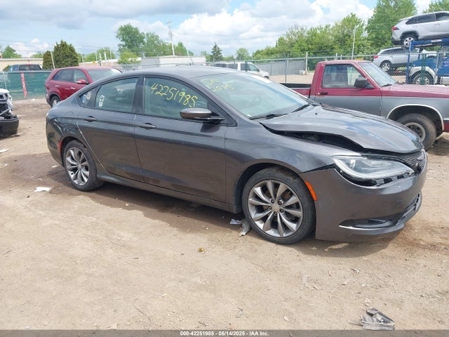 1C3CCCBB0FN753788 Chrysler 200 S