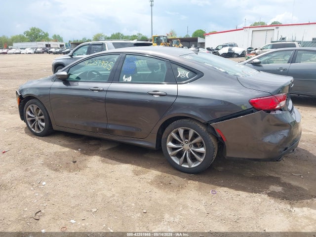 1C3CCCBB0FN753788 Chrysler 200 S
