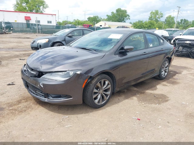 1C3CCCBB0FN753788 Chrysler 200 S