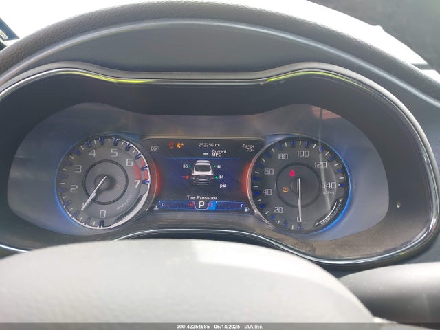 1C3CCCBB0FN753788 Chrysler 200 S