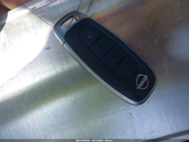 5N1BT3BA6PC907010 Nissan Rogue Sv Fwd