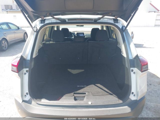 5N1BT3BA6PC907010 Nissan Rogue Sv Fwd