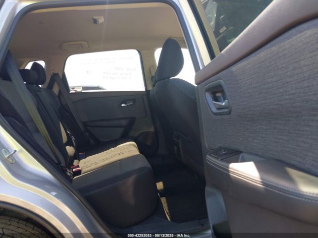 5N1BT3BA6PC907010 Nissan Rogue Sv Fwd