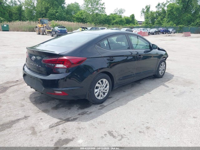 KMHD74LF6KU824385 Hyundai ELANTRA SE