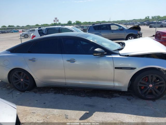 SAJWA1CZXE8V59430 Jaguar XJ