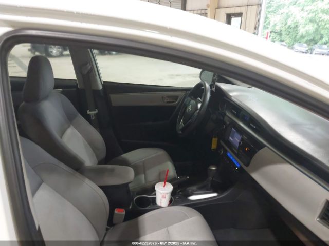 2015 TOYOTA COROLLA 2T1BURHE9FC338092 Photo 4