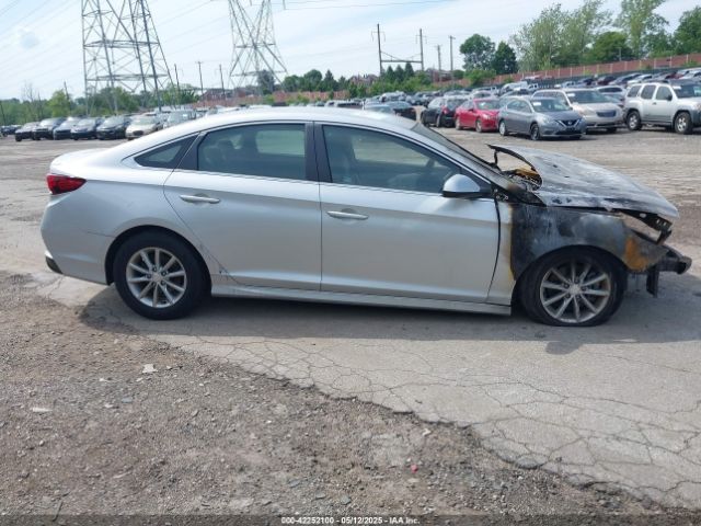 5NPE24AF2JH679445 Hyundai SONATA SE